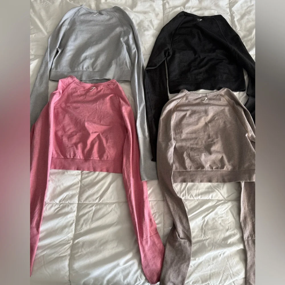 Set of four GYMSHARK Long Sleeve Crop Tops - Picture 4 of 4
